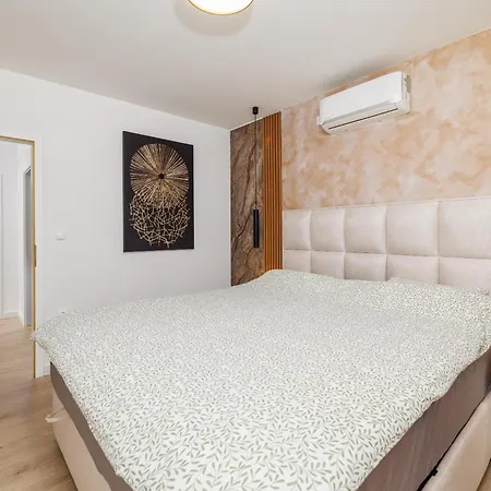 Prima Apartman *